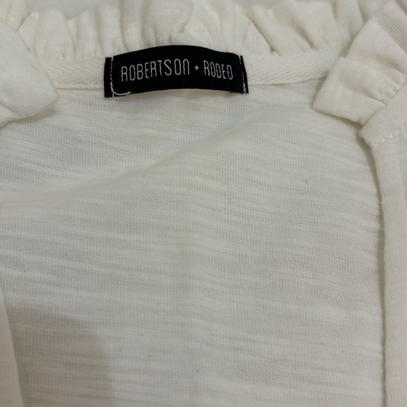 Robertson + Rodeo Tank - Picture 3 of 4